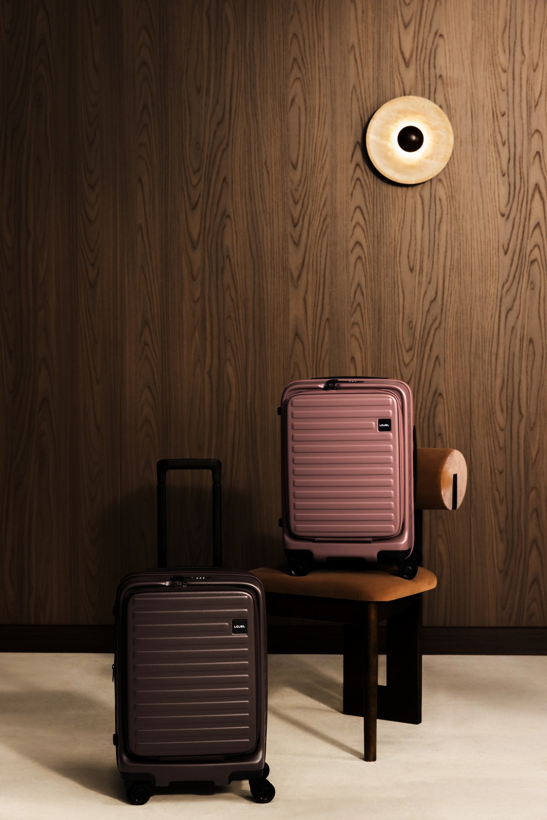 Cubo SmallのDeep CocoaとBlushed Earthを並べたメーカー写真